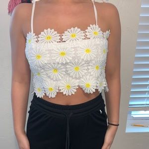 daisy crop top